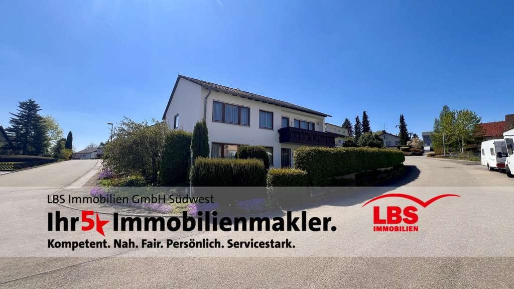 Immobilie in Emmingen-Liptingen - IDEAL ALS GENERATIONENHAUS 
Attraktives Wohnhaus mit vielen Möglichkeiten - Bild 2