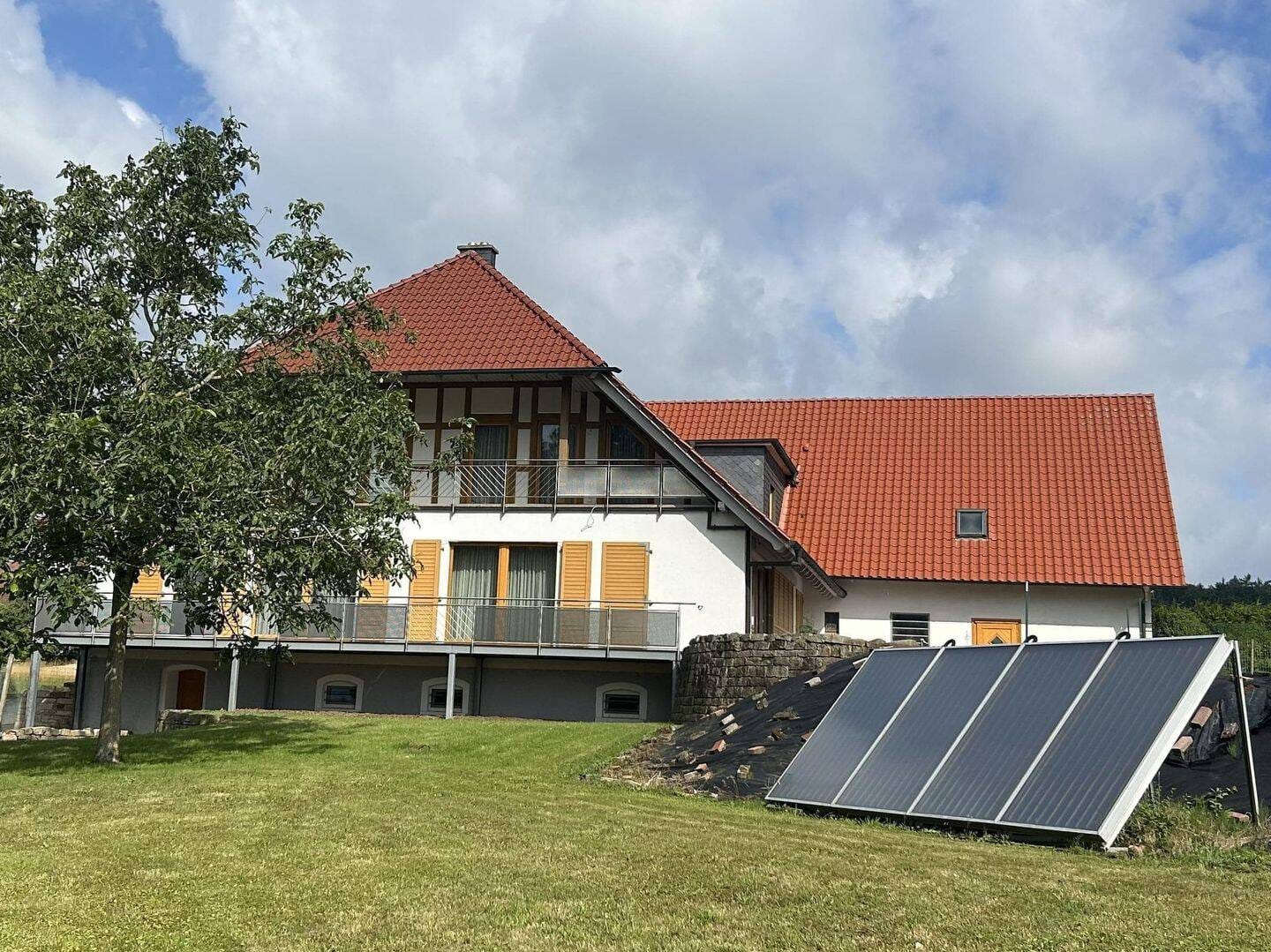 Immobilie in Bad Essen - Schönes Landhaus! Großzügiges Anwesen für Tier- und Pferdehaltung! - Bild 1