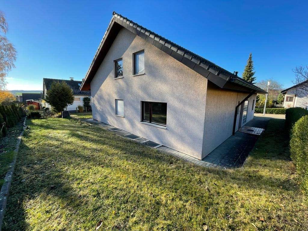 Immobilie in Lonsee - Geräumiges Zweifamilienhaus in ruhiger Wohnlage - Bild 3