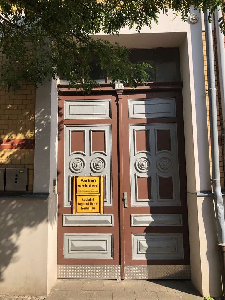 Immobilie in Apolda - APOLDA - Mehrfamilienhaus mit viel Potential durch Ausbaureserven, Nebengelaß u. Zufahrt - Bild 2