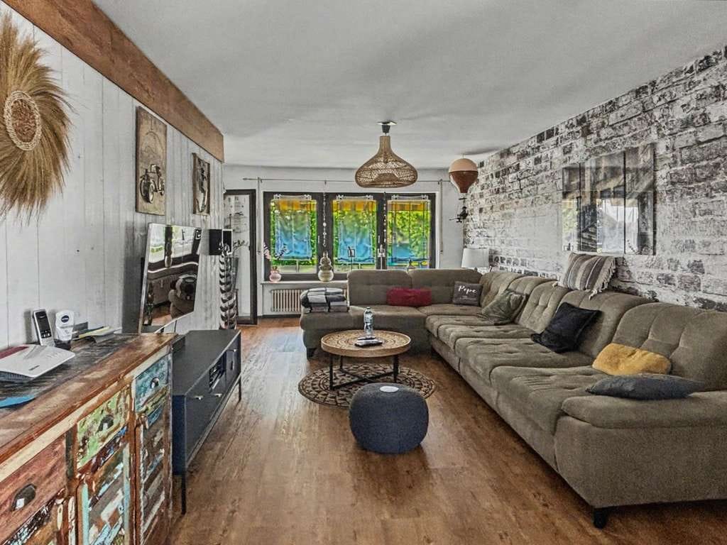 Immobilie in Weisweil - Haus im Haus: schöne 4-Zimmer-Eigentumswohnung mit Gemeinschaftsgarten in ruhiger Lage von Weisweil - Bild 2
