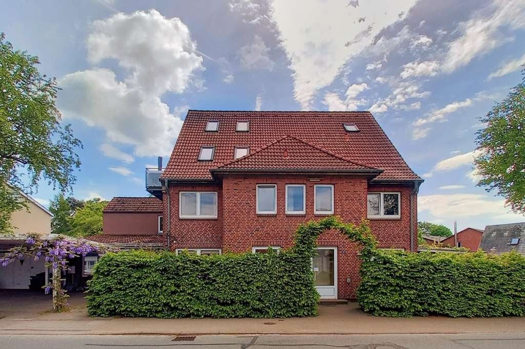 Immobilie in Tönning - Dein Weg zur finanziellen Freiheit - Mehrfamilienhaus mit Mietertragspotential (courtagefrei) - Bild 0