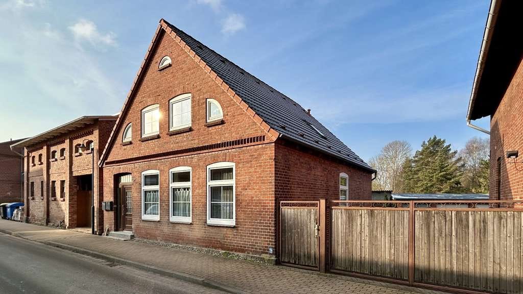 Immobilie in Schönberg - Ein Haus im Herzen der Stadt  - Bild 2