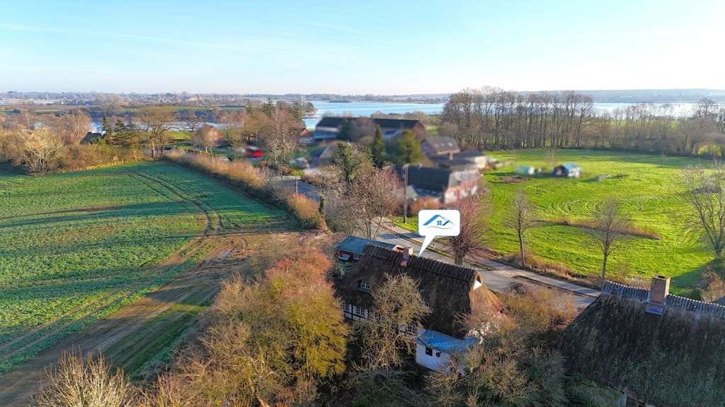 Immobilie in Grödersby - Traumhafte Reetdachkate mit Nebengebäude in Schleinähe - Bild 3