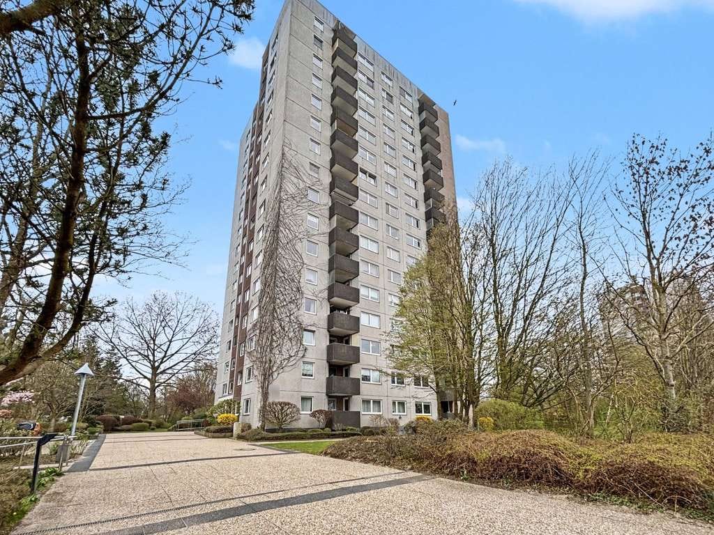 Immobilie in Kronshagen - Charmante 2-Zimmer-Wohnung mit Potenzial und Ausblick in Kronshagen - Bild 0