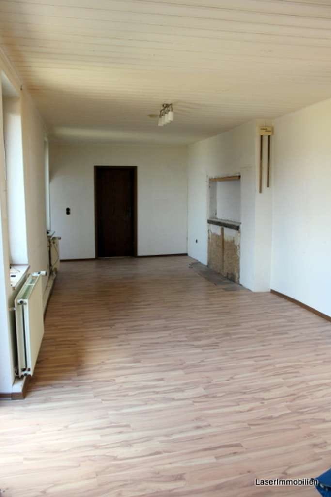 Immobilie in Schöppenstedt - Schöppenstedt zentral: 3 Häuser=ein Preis, Doppelgarage, Gewerbeeinheit etc. - Bild 3