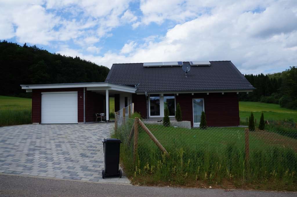 Immobilie in Münsingen - „Ein kleines Stück Schweden“ 
Hier kann Ihr individuelles Architektenhaus im Schweden-Look entstehe - Bild 0