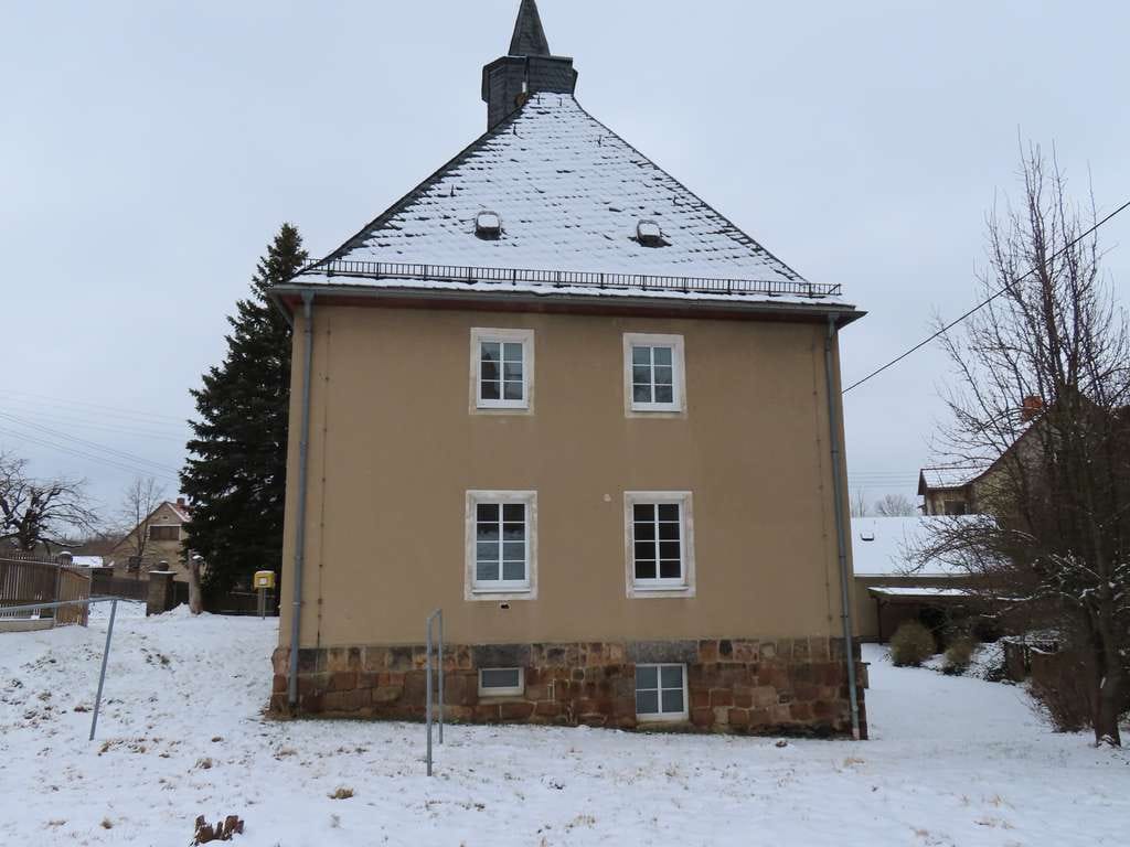 Immobilie in Wilkau-Haßlau - Anlageobjekt mit Charme und Charakter - Bild 2