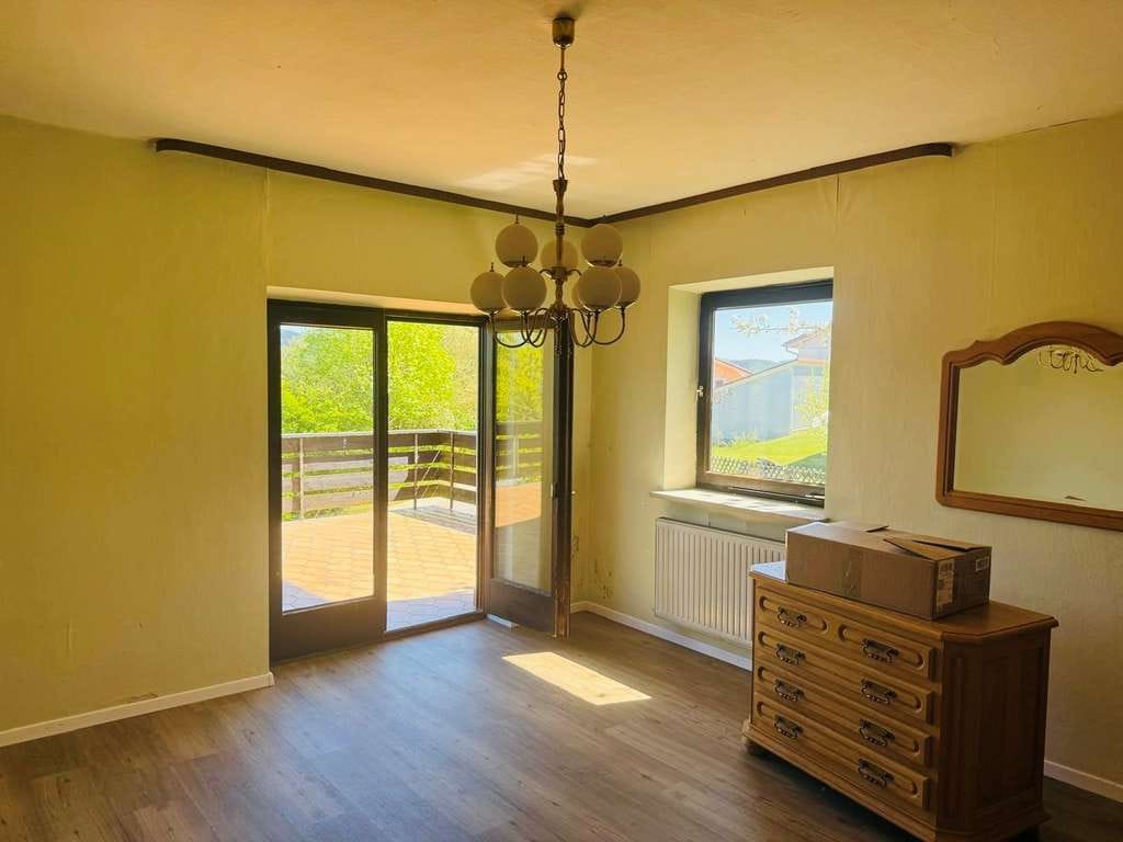 Immobilie in Viechtach - Wohnen mit Charakter: Einfamilienhaus in Viechtach - Bild 4