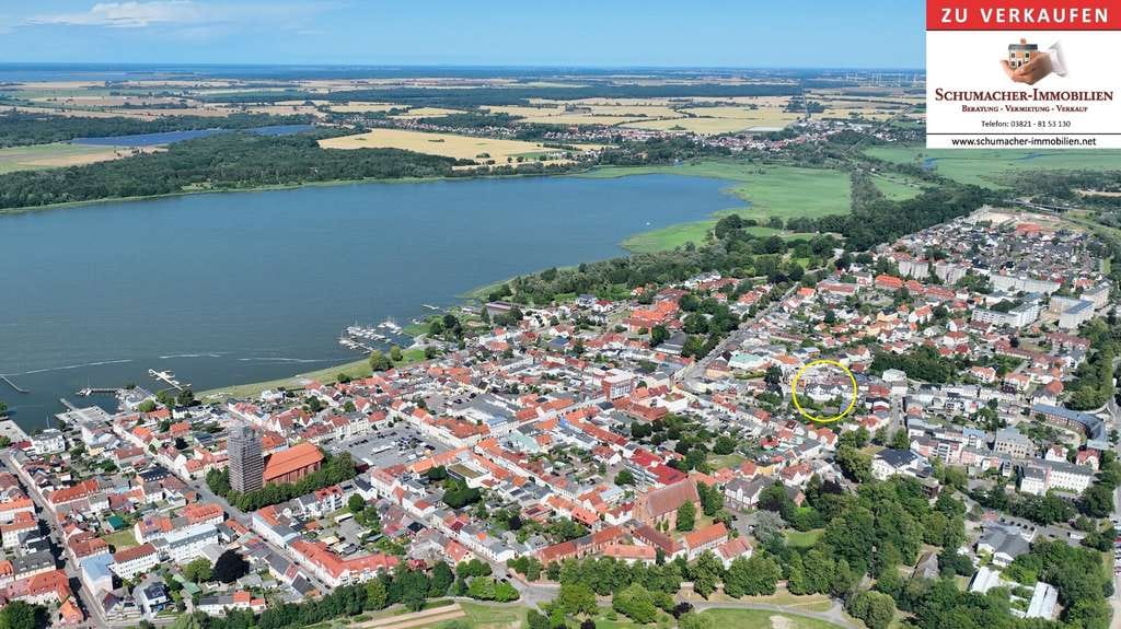 Immobilie in Ribnitz-Damgarten - Dachgeschosswohnung in zentraler Lage in Ribnitz!!! - Bild 0