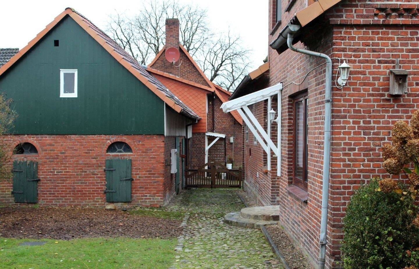 Immobilie in Bremervörde - Wohnhaus und Nebengebäude mit Einliegerwohnung - Bild 3