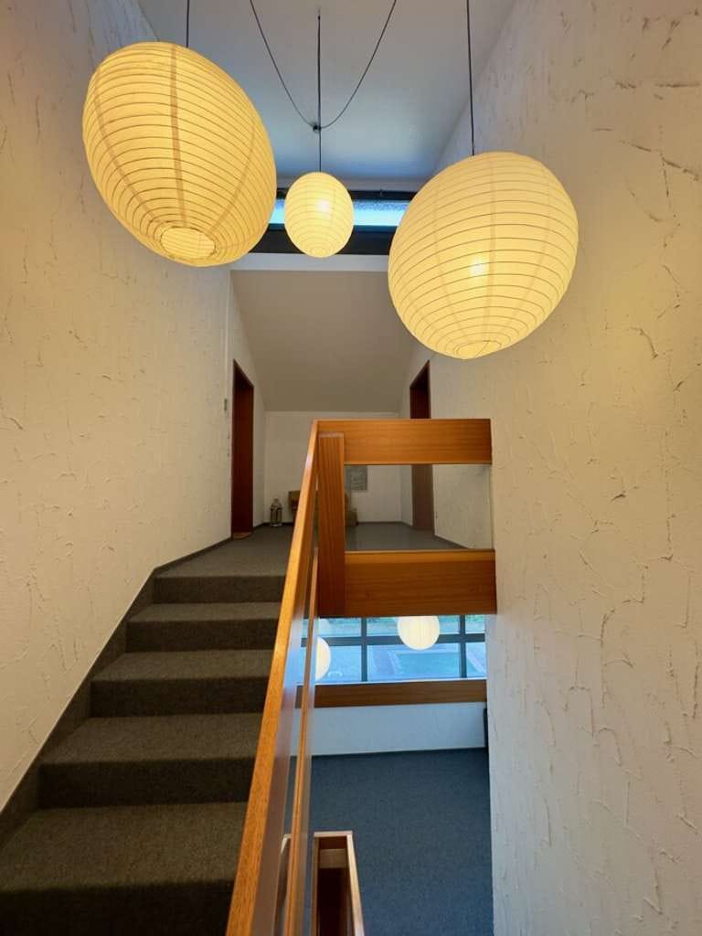 Immobilie in Korntal-Münchingen - Old money Style – 2,5-Zimmer-Wohnung mit genialer Dachterrasse und Blick über Korntal! - Bild 2