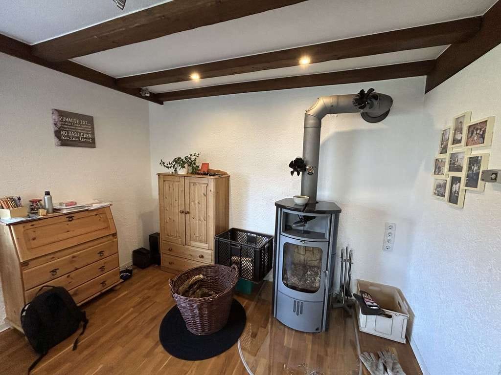Immobilie in Wipperfürth - Großzügige Doppelhaushälfte aus Alt & Neubau-Mehrgenerationen Haus, ländlich gelegen - Bild 1