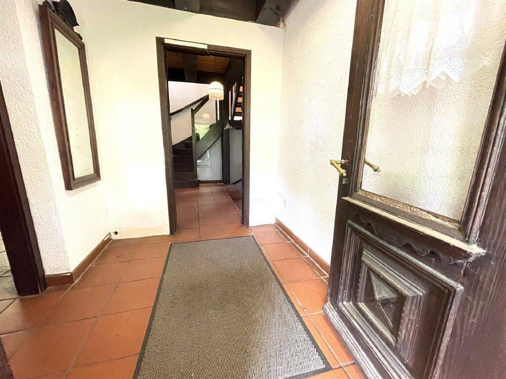 Immobilie in Ritterhude - Exklusives Grundstück mit Einfamilienhaus in Bestlage von Ritterhude - Ihre Chance auf ein außergewöhnliches Projekt oder eine Kernsanierung - Bild 2