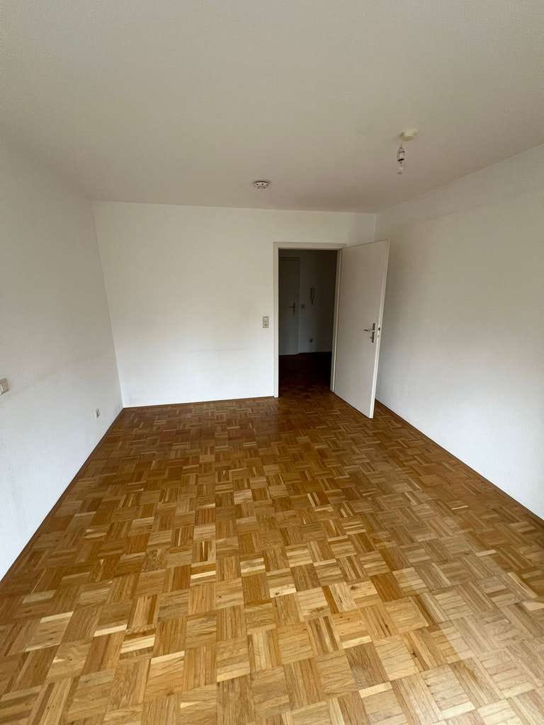 Immobilie in Lauffen am Neckar - 2 1/2-Zimmer-Eigentumswohnung im 2. OG eines Mehrfamilienhauses in Lauffen - Bild 3