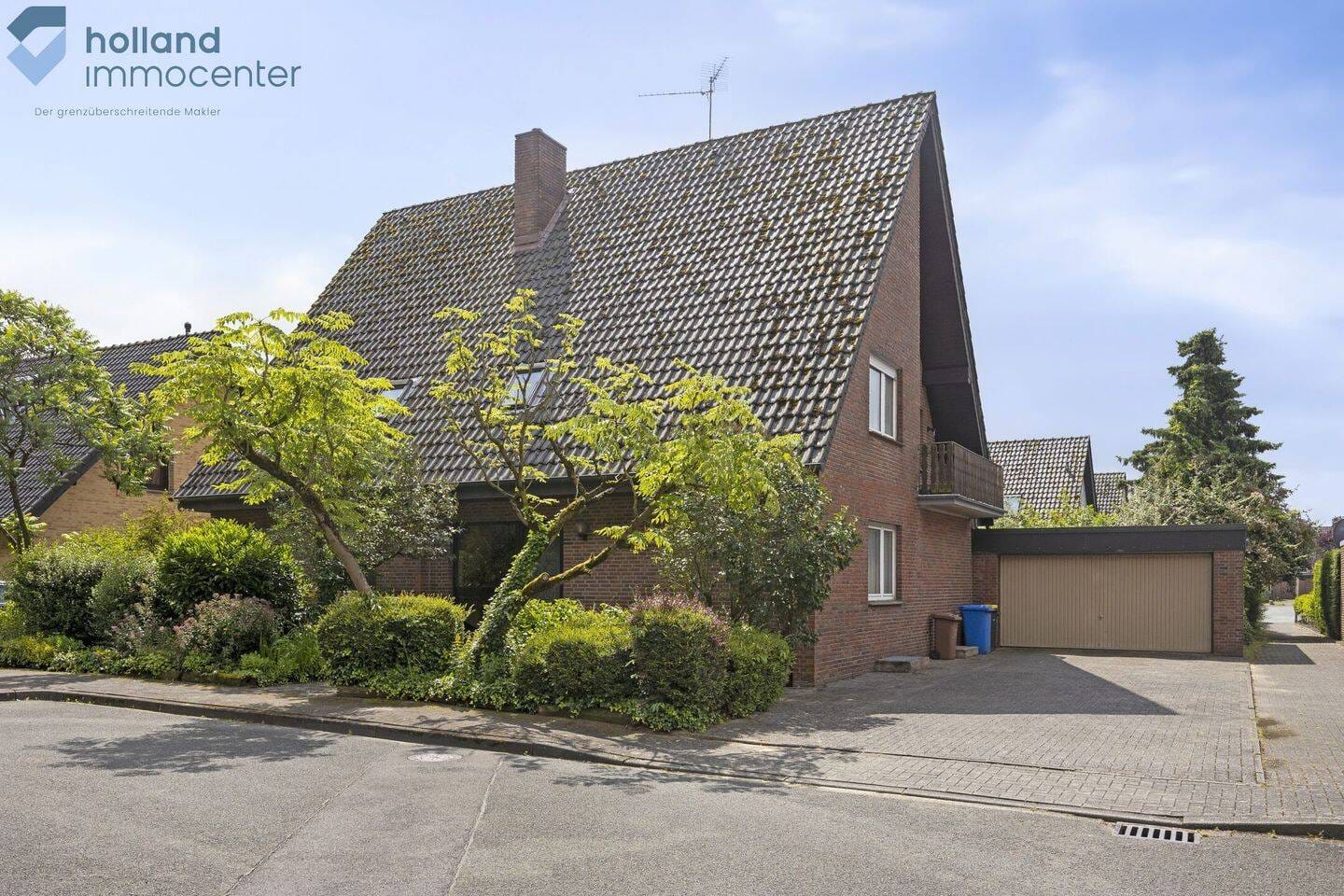 Immobilie in Südlohn - Gestalten Sie Ihr perfektes Generationenhaus! Zweifamilienhaus mit Potenzial in Südlohn-Oeding - Bild 0