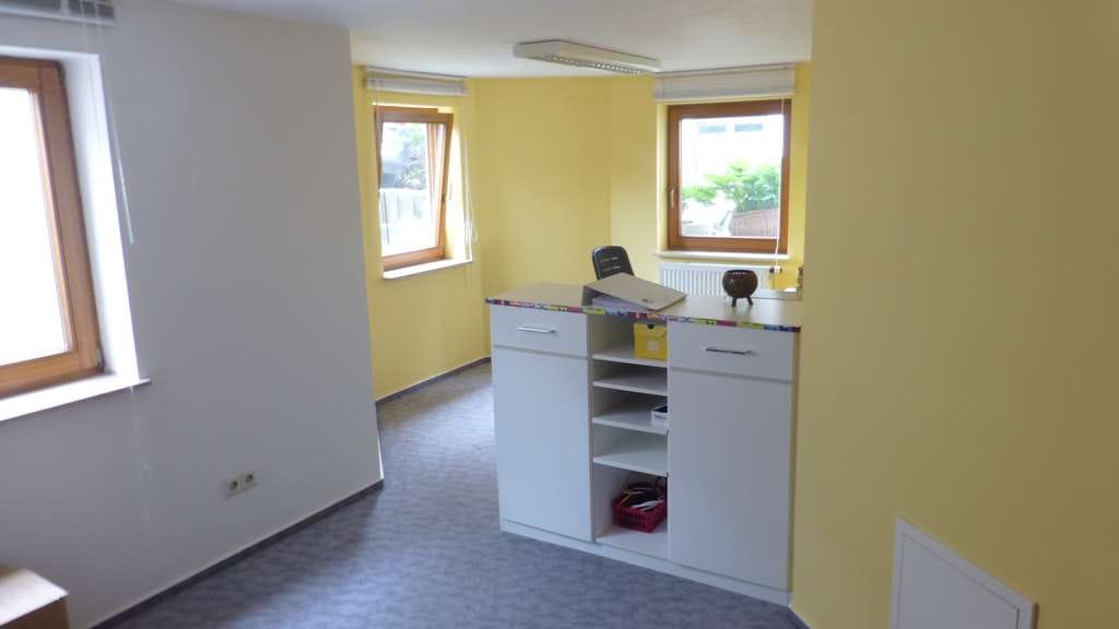 Immobilie in Neuffen - Geräumige, gepflegte 1-Zimmer-Wohnung zum Kauf in Neuffen - Bild 0