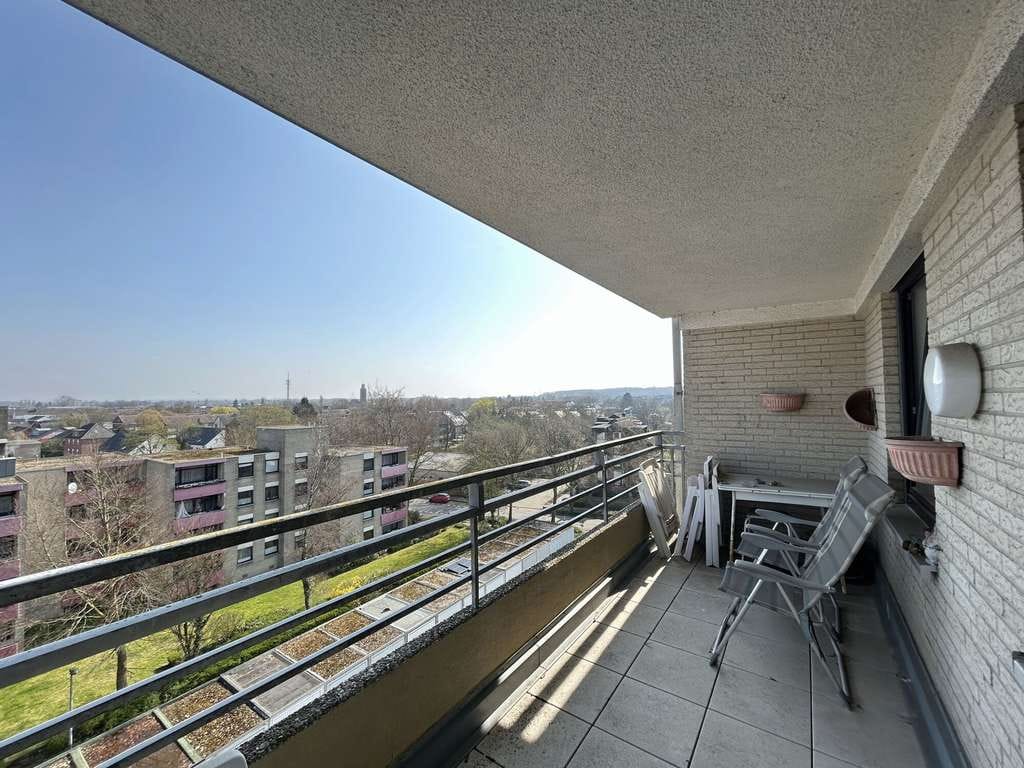 Immobilie in Rheine - Inklusive Ausblick über Rheine!
Sanierungsbedürftige 3-Zimmer-Etagenwohnung im Stadtteil Dutum - Bild 0
