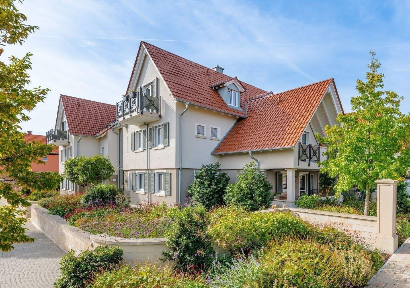 Immobilie in Kirchheim an der Weinstraße - 3-ZIMMER-DACHGESCHOSSWOHNUNG MIT AUSSICHT - Bild 4