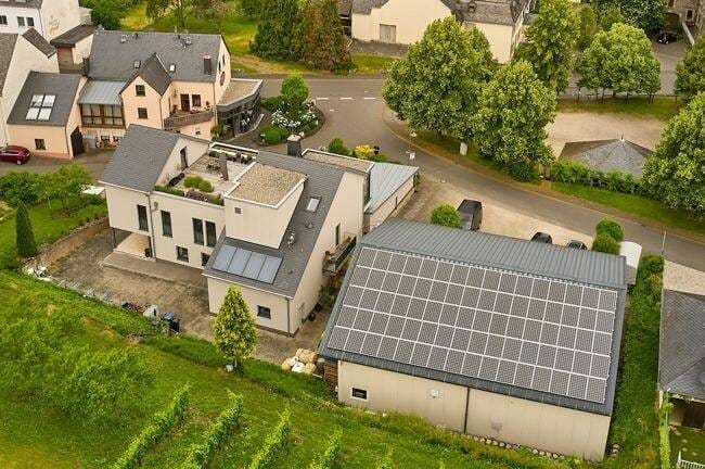 Immobilie in Brauneberg - Wein aus besten Lagen ist immer eine gute Investition - Weingut, Gastronomie u. Gästehaus a.d. Mosel - Bild 1