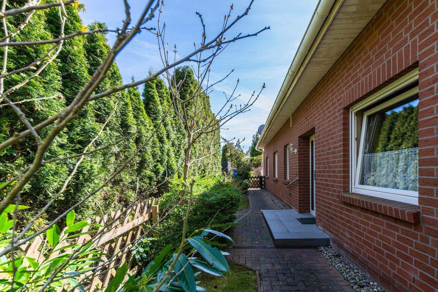 Immobilie in Sassnitz - Sassnitz - Objekt mit vielen Möglichkeiten  - Bild 2