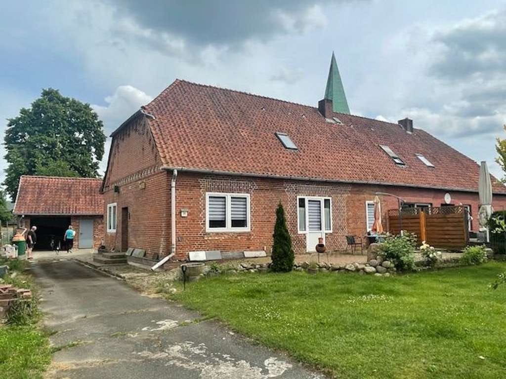 Immobilie in Suhlendorf - SCHÖNE HAUSHÄLFTE für Singles und Paare - Bild 1
