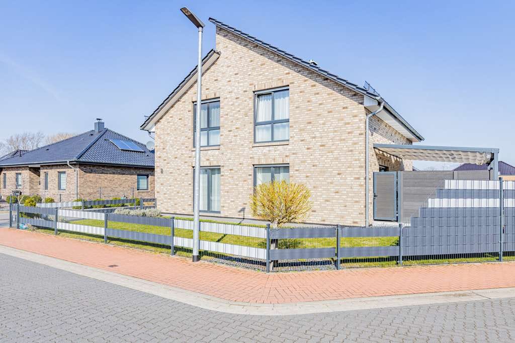 Immobilie in Wahrenholz - Exklusives Einfamilienwohnhaus in Wahrenholz - Bild 1