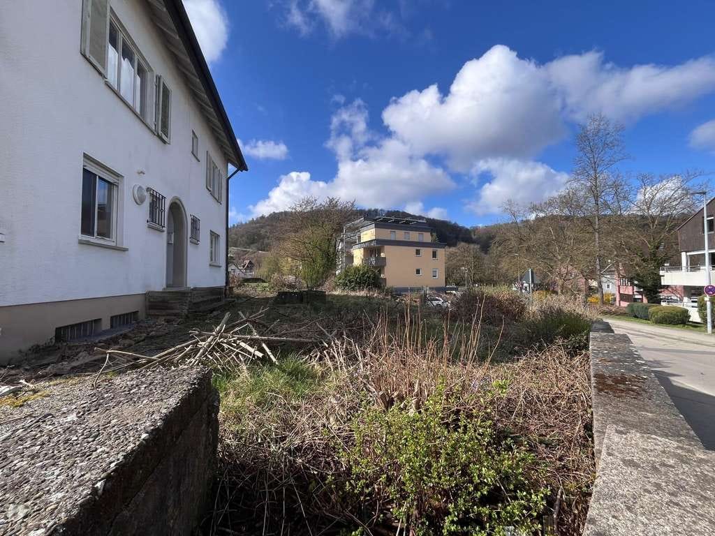 Immobilie in Künzelsau - Charmantes Zuhause mit großem Garten in zentraler Lage - Bild 2