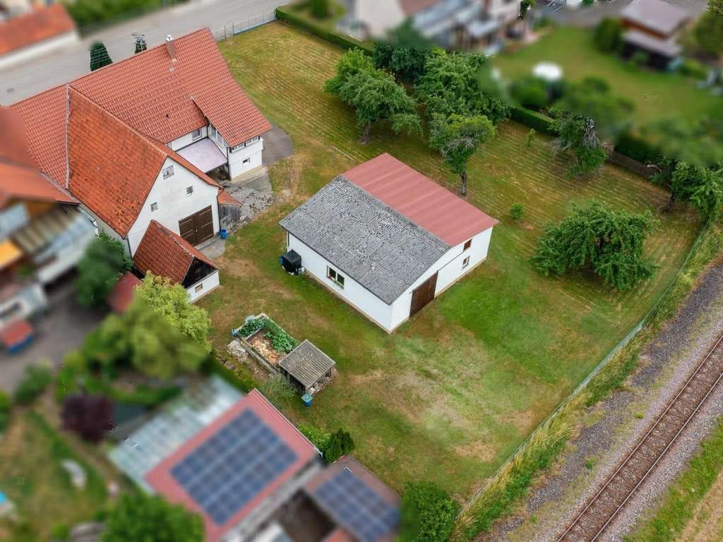 Immobilie in Straßberg - Ehemaliges Bauernhaus mit großem Garten - Bild 3