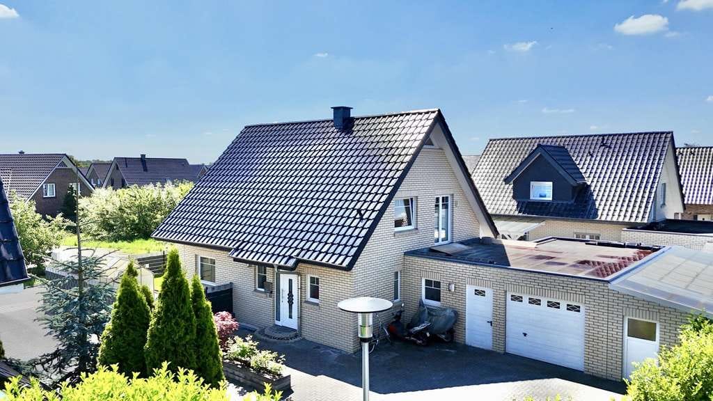 Immobilie in Isterberg - Großzügiges Einfamilienhaus mit viel Platz in ruhiger Wohnlage von Schüttorf  - Bild 1