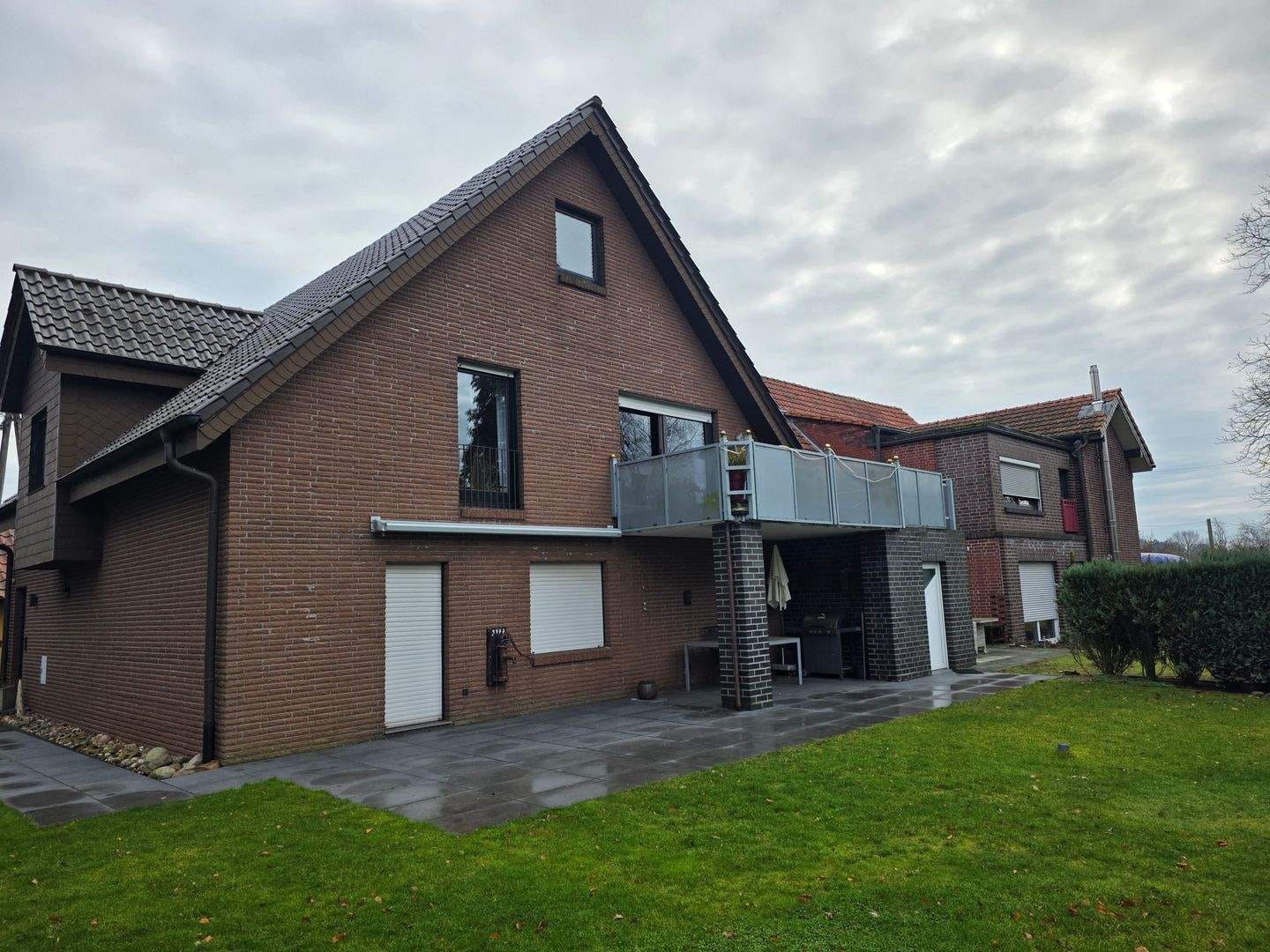 Immobilie in Herzebrock-Clarholz - Ländliche Idylle mit viel Platz für Ihre Träume - riesiges Grundstück mit Mehrfamilienhaus und Scheune - Bild 1