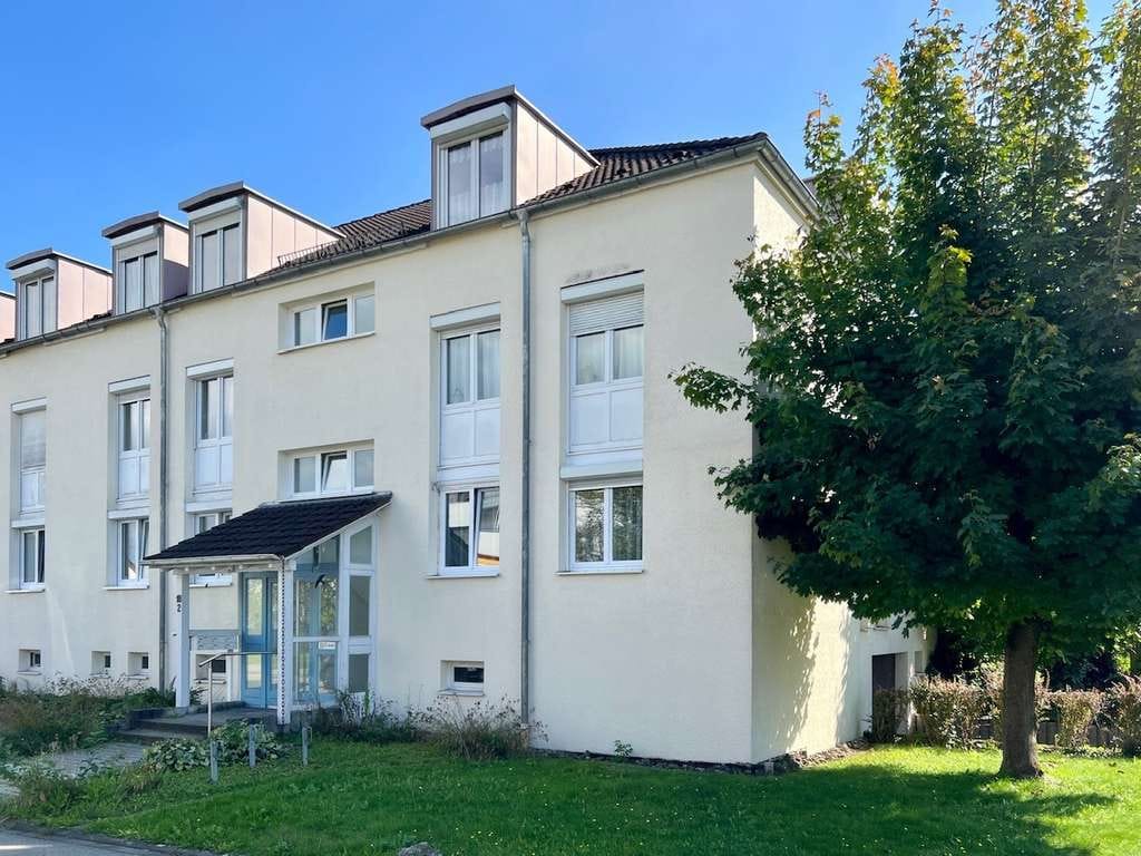 Immobilie in Ummendorf - Vermietete 2-Zimmer-Dachgeschoss-Wohnung in Ummendorf  - Bild 1