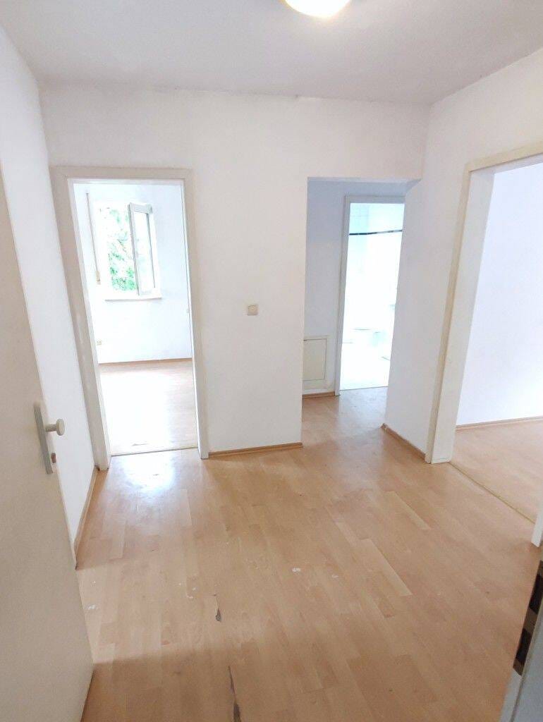 Immobilie in Baiersdorf - Bezugsfreie 3-Zimmer-Wohnung in Baiersdorf mit Balkon, Gartenanteil und 2 KFZ-Stellplätze inklusive - Bild 4