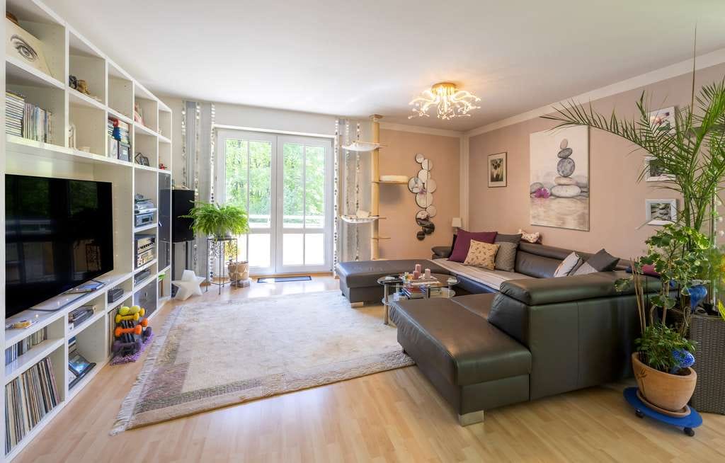 Immobilie in Grafrath - Wohnidyll am Waldrand: Gemütliche 3-Zimmer-Wohnung mit Ausblick ins Grüne - Bild 1