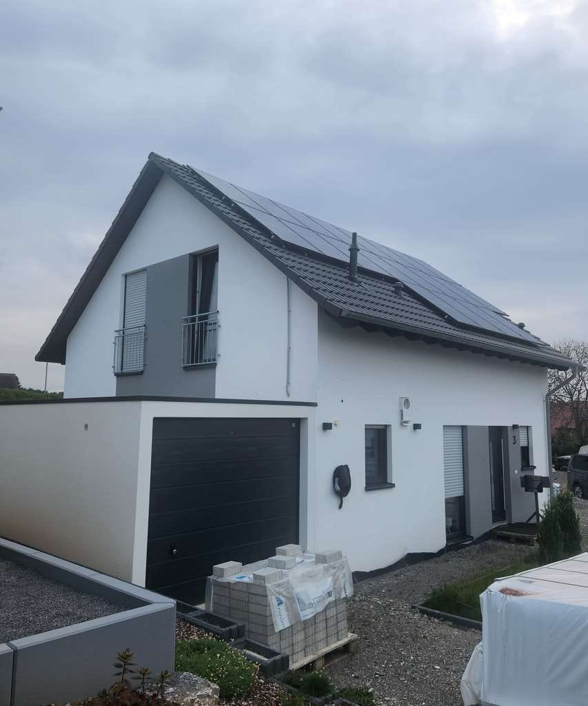 Immobilie in Mudau - Luxuriöses Einfamilienhaus mit großem Garten und Garage - Bild 0