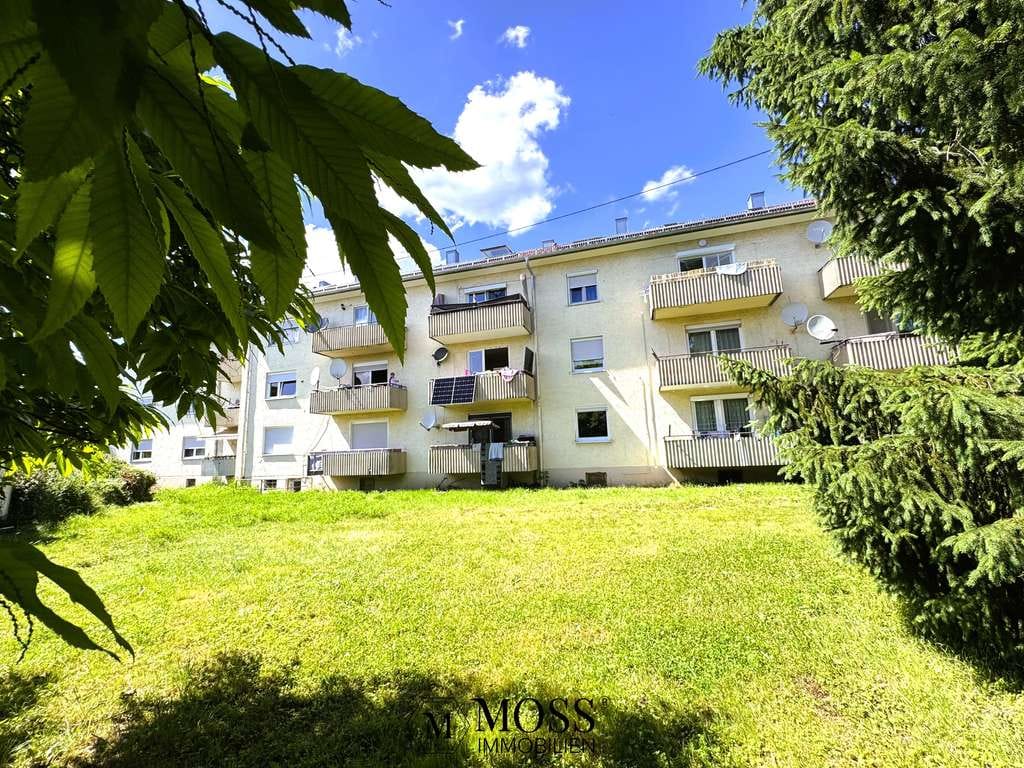 Immobilie in Vaihingen an der Enz - Gut geschnittene 3-Zimmer-Wohnung mit Balkon in ruhiger Lage in Vaihingen an der Enz! - Bild 2