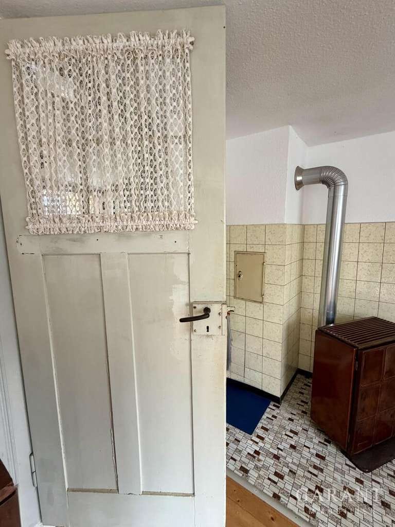 Immobilie in Gaggenau - Einfamilienhaus mit Entwicklungspotenzial und großem Grundstück + vier Wiesengrundstücke - Bild 4