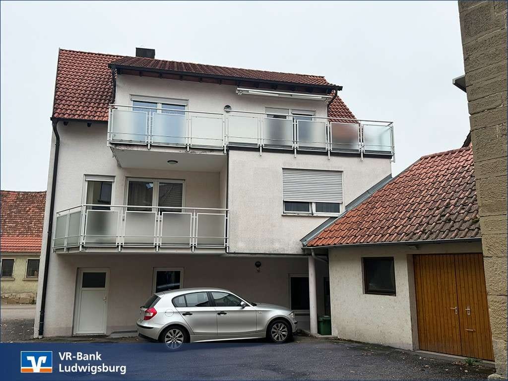 Immobilie in Erligheim - schönes Wohnhaus und dazu noch Mieteinnahmen - Bild 0