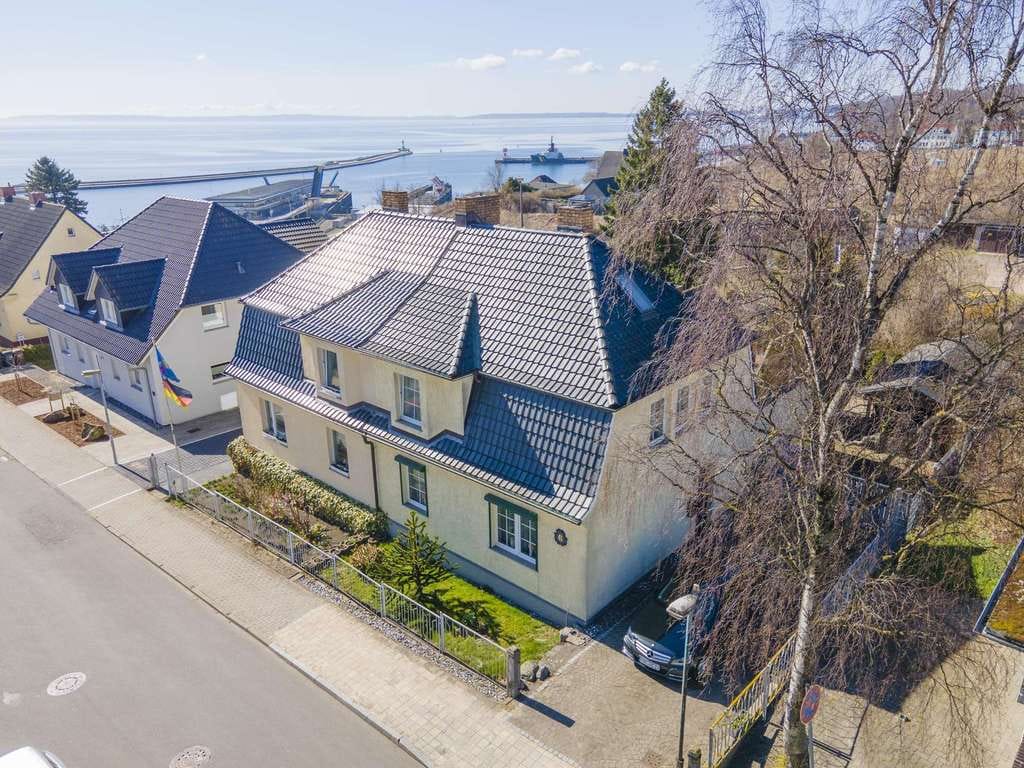 Immobilie in Sassnitz - Doppelhaushälfte mit 2 Wohneinheiten, Dachterrasse und Ostseeblick in Sassnitz - Bild 3
