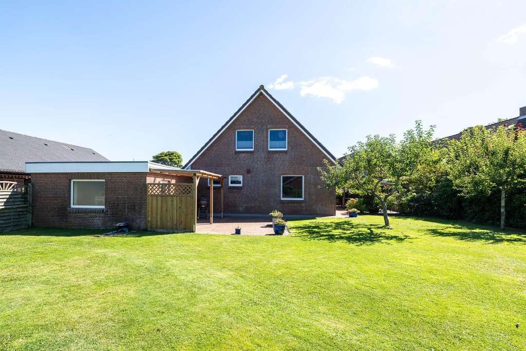 Immobilie in Süderlügum - Energetisch erstklassig saniertes Einfamilienhaus mit Garage in toller Wohnlage - Bild 4