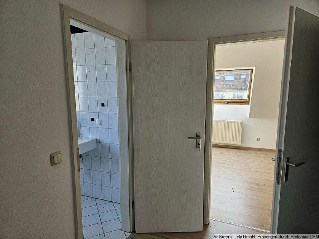 Immobilie in Klettbach - VIEL PLATZ FÜR DIE FAMILIE - GROßES REIHENENDHAUS MIT GARTEN UND VIEL POTENZIAL! - Bild 4