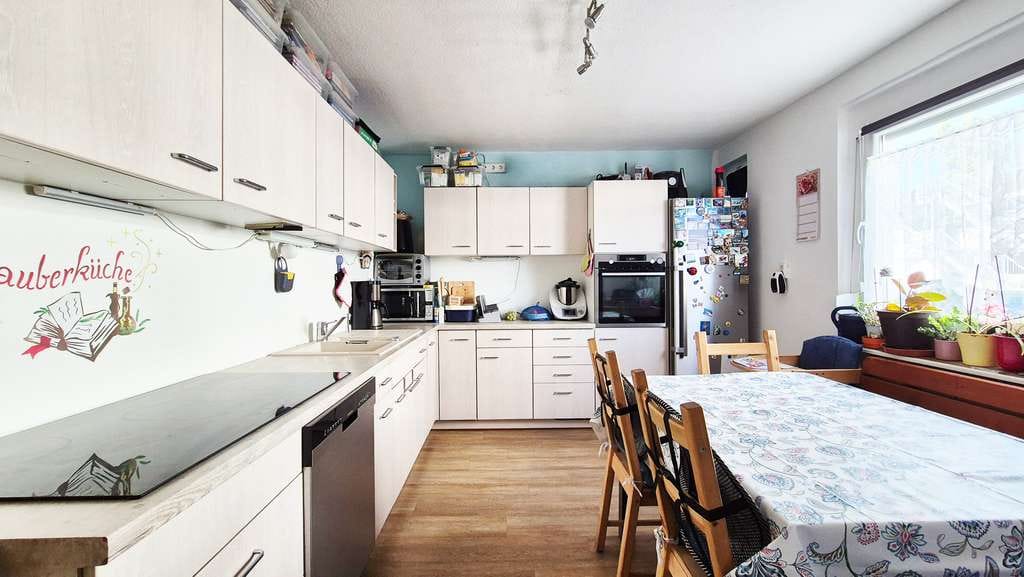 Immobilie in Murrhardt - Familienfreundliches Haus mit Garage, Werkstatt und Gewölbekeller zentral in Murrhardt - Bild 1