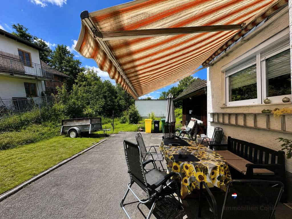 Immobilie in Meeder - Wohnhaus mit Scheune, Garage & Nebengebäude | 666 m² Grundstück | Viel Platz für Familie, Hobby & Ha - Bild 2