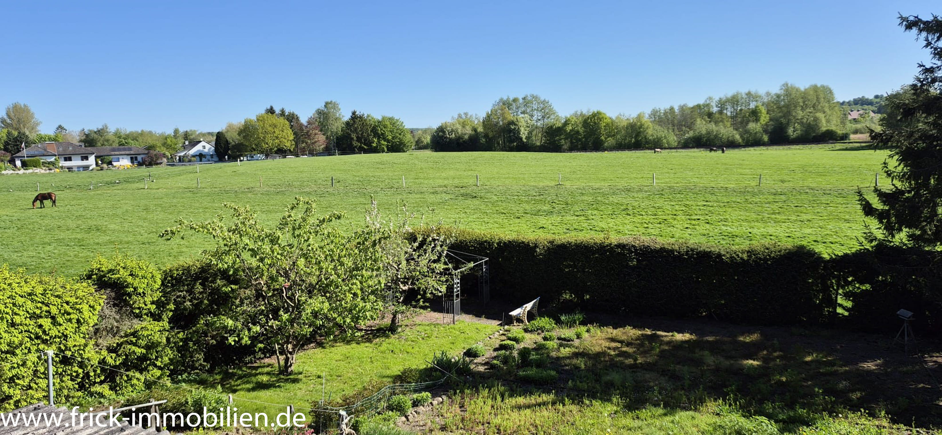 Immobilie in Malente - Einfamilienhaus in Feldrandlage mit kilometerweitem Fernblick - Bild 4