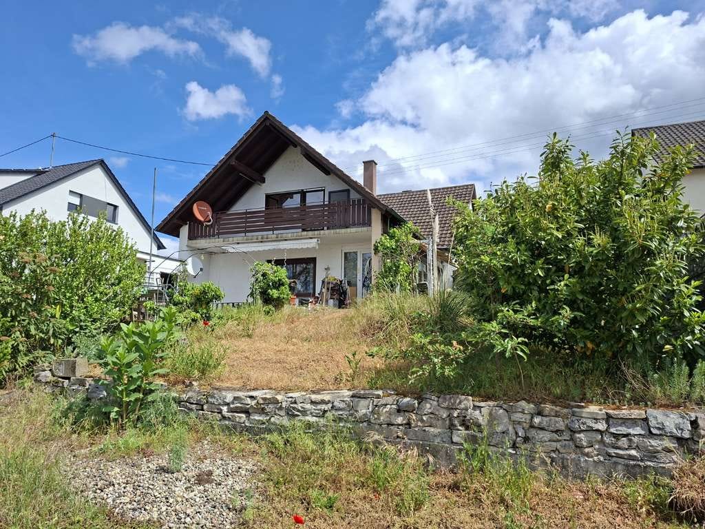 Immobilie in Graben-Neudorf - Großzügiges Zweifamilienhaus in ruhiger Ortsrandlage von Neudorf - Bild 0