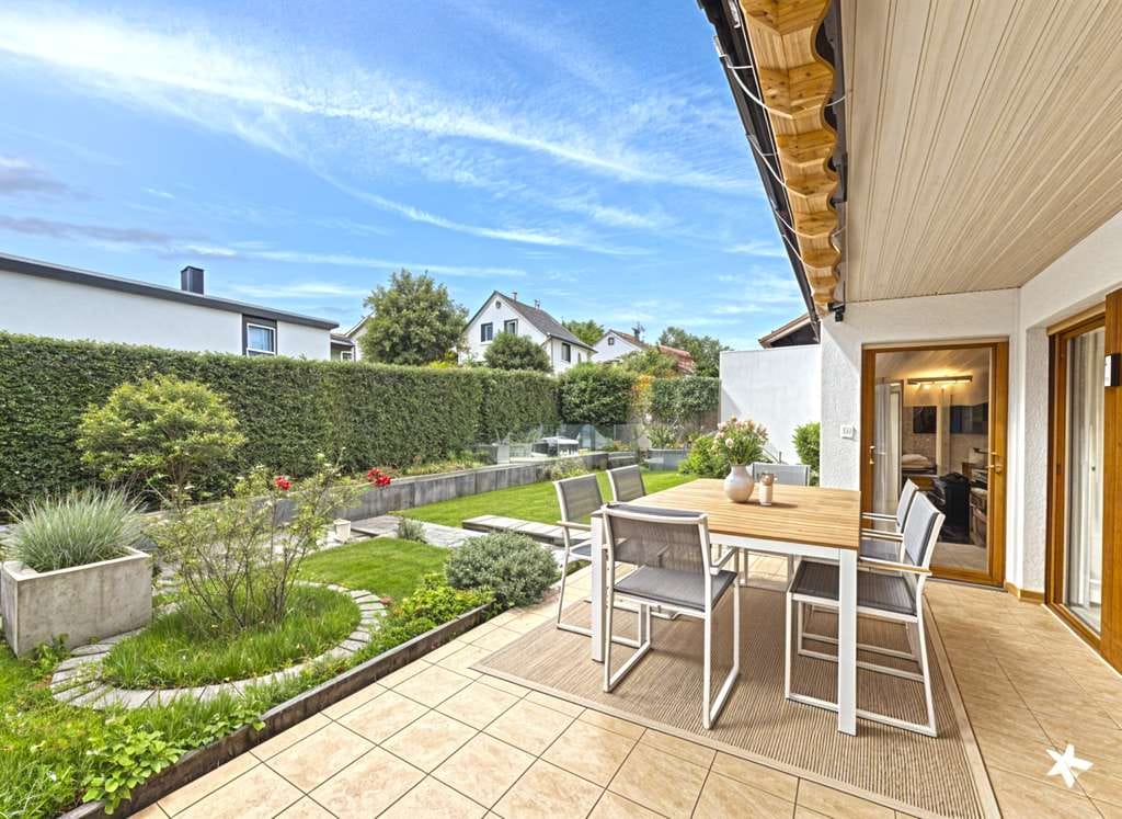 Immobilie in Besigheim - FAMILIENHAUS IN DER WESTSTADT – VIEL PLATZ FÜR WOHNEN, ARBEITEN & LEBEN – bezugsfrei - Bild 0
