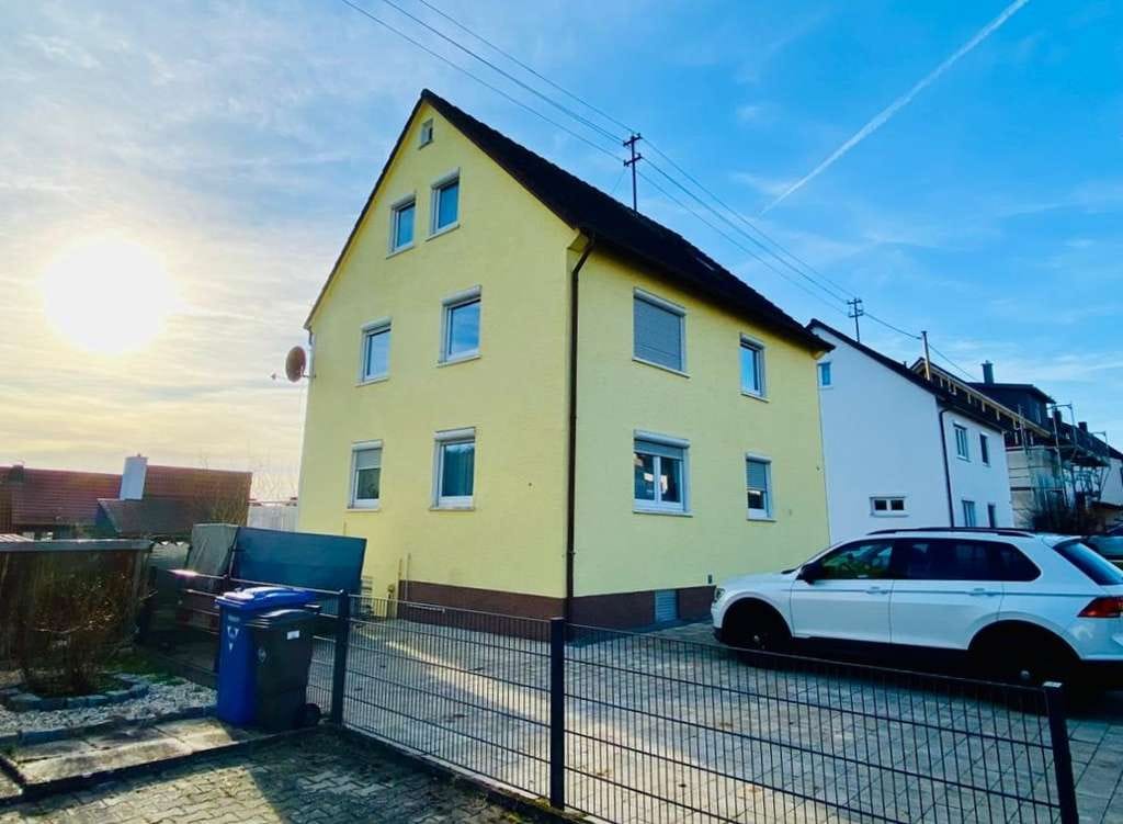 Immobilie in Ellwangen (Jagst) - Modernisiertes Wohnhaus (185 m² Wfl.) als Ein- oder MFH nutzbar, in beliebter, ruhiger Ellw. Lage - Bild 2