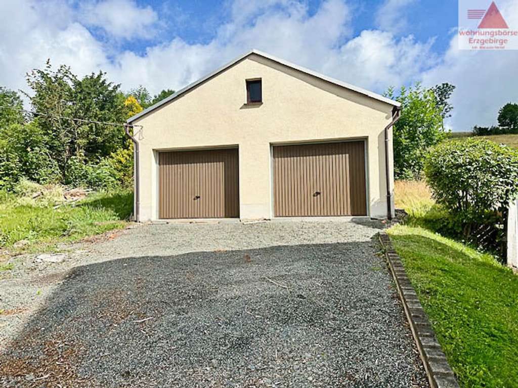 Immobilie in Gelenau/Erzgebirge - Viel Platz zum Ausbauen - super Grundstück in toller Lage - Ein- oder Zweifamilienhaus in Gelenau!! - Bild 3