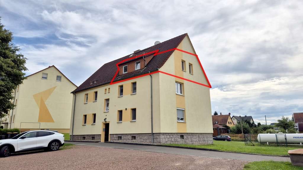 Immobilie in Hartenstein - Gemütliche 3-Raumwohnung mit Garage in toller, ruhiger Lage in Hartenstein bei Zwickau - Bild 0