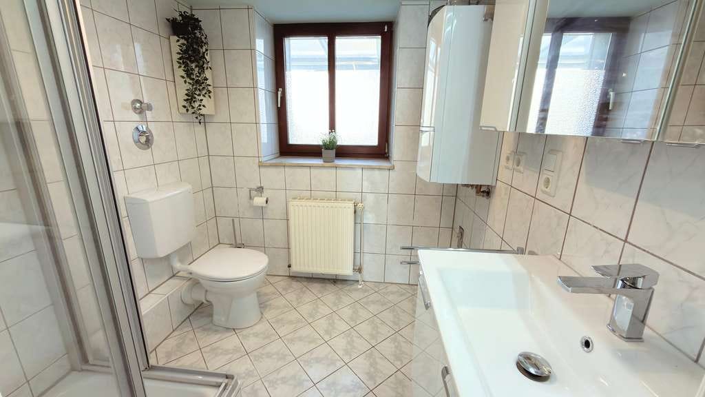 Immobilie in Schwerte - Frisch saniert und voll im Trend: Ihr neues Schwerter Top-Investment! - Bild 3